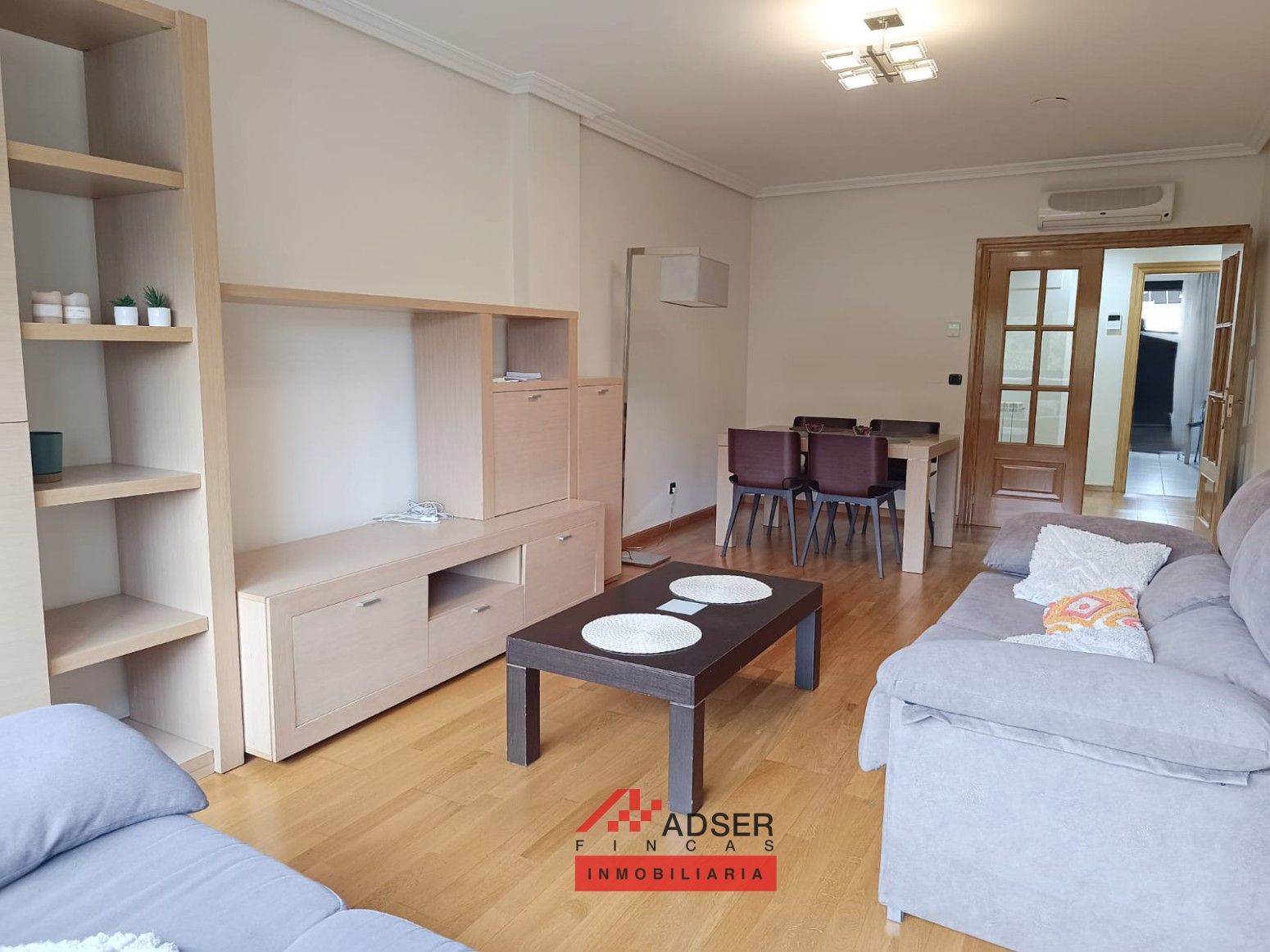 Sala de estar de Piso en venta en  Logroño con Aire acondicionado, Calefacción y Parquet