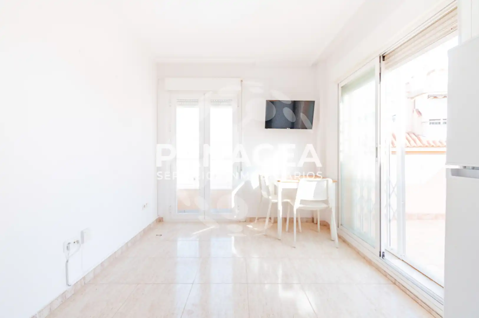 Habitación de Ático en venta en Roquetas de Mar con Terraza y Amueblado