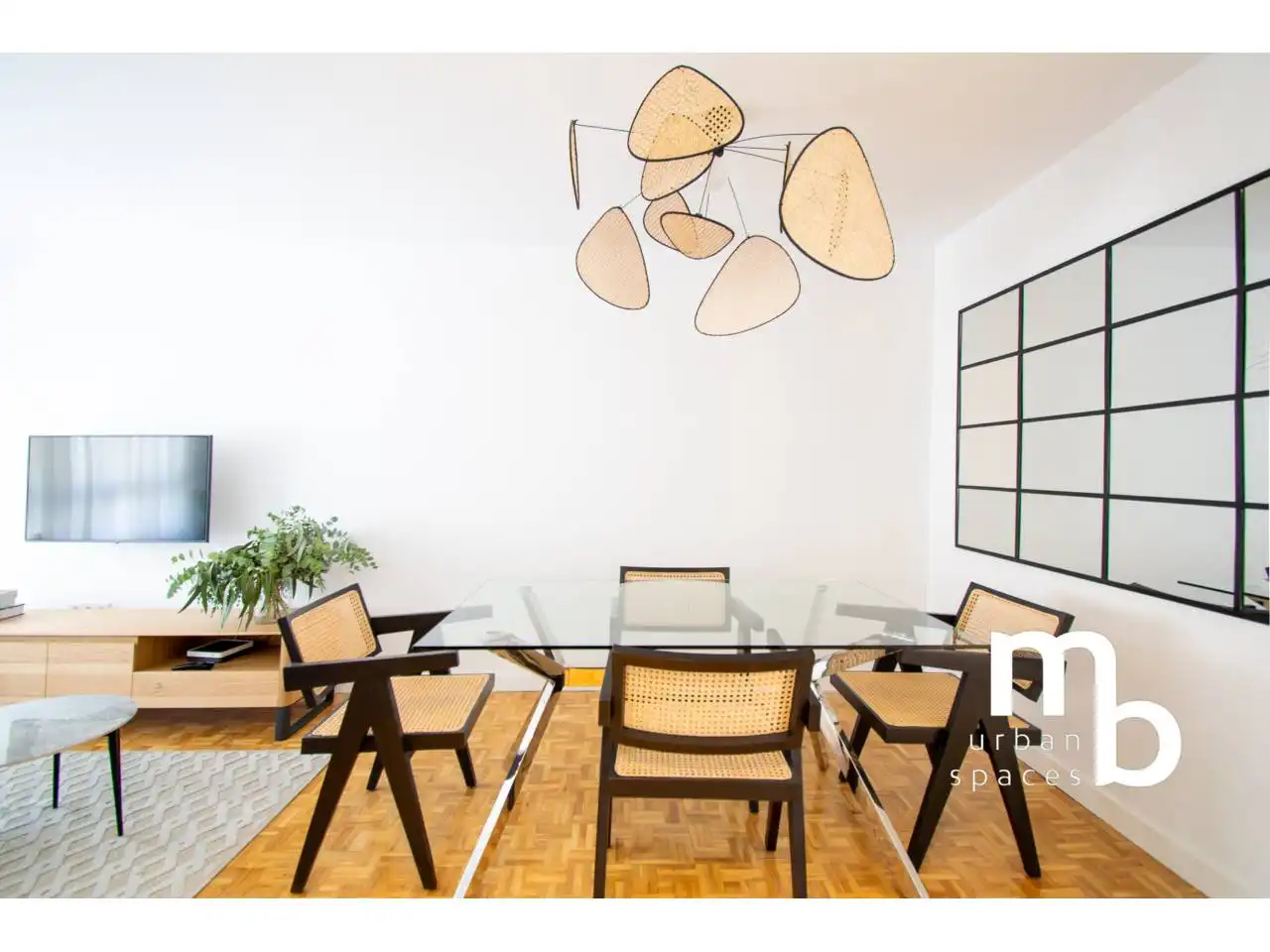 Comedor de Piso de alquiler en Madrid con Aire acondicionado, Calefacción y Parquet