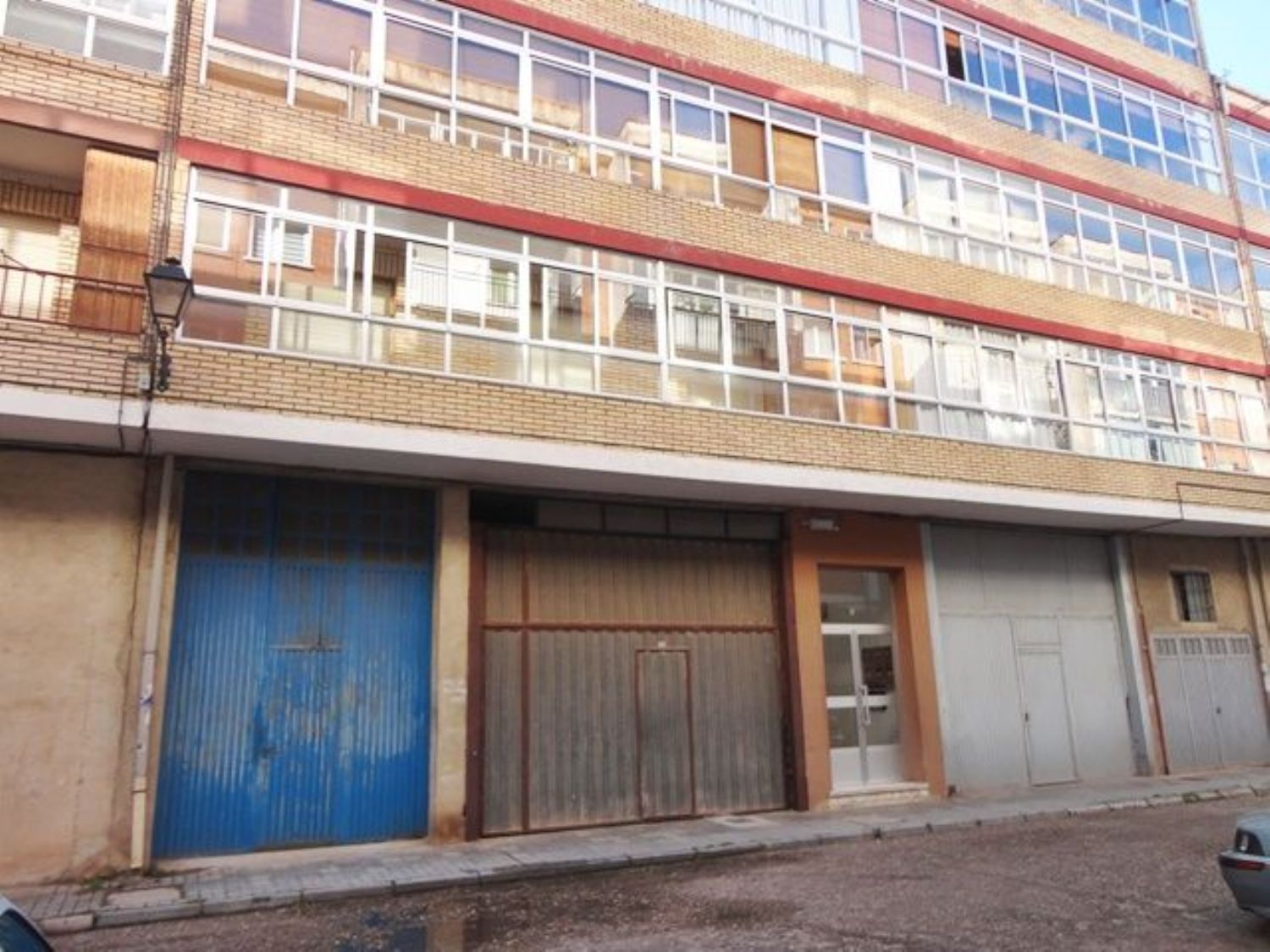 Vista exterior de Nau industrial en venda en Salas de los Infantes
