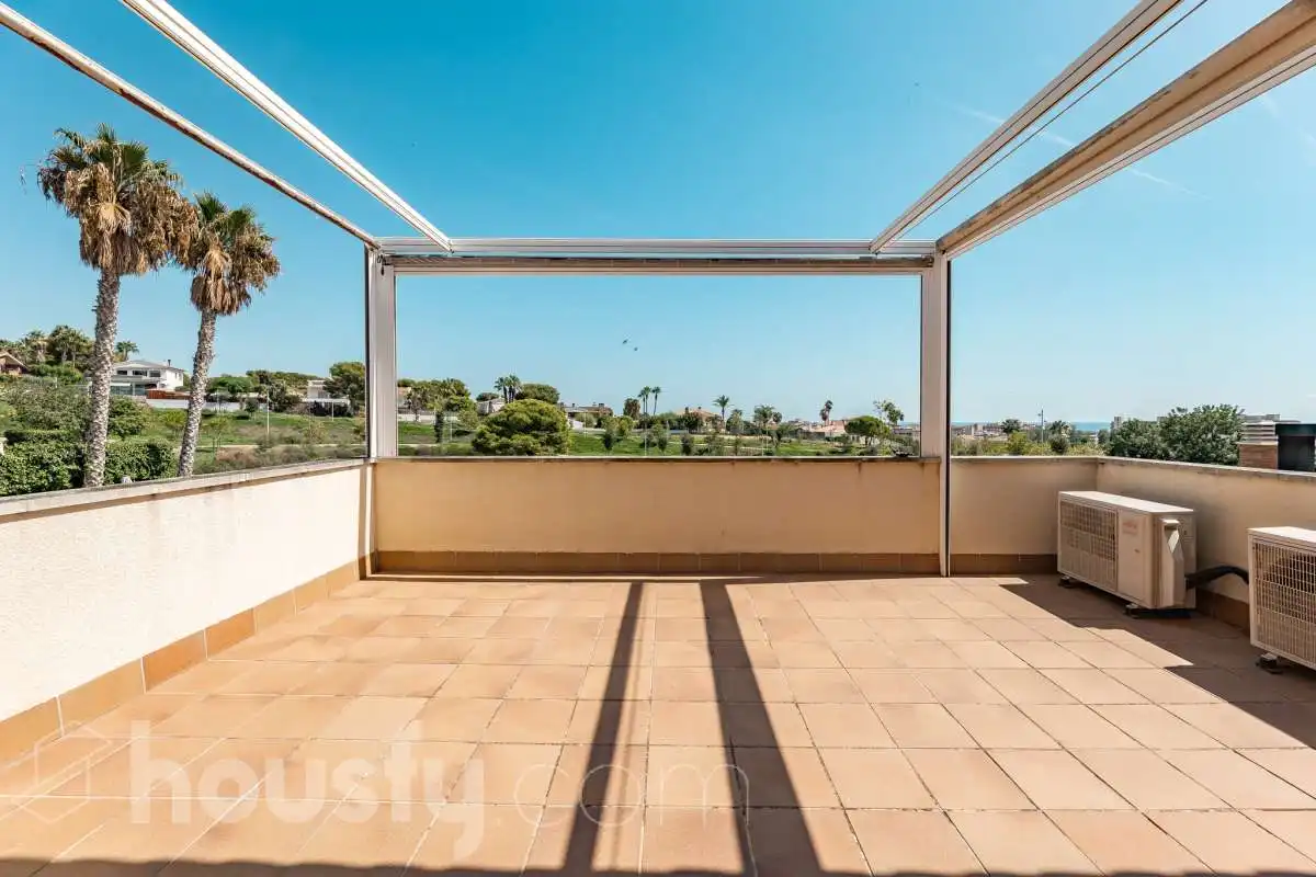 Terraza de Casa o chalet en venta en Calafell con Aire acondicionado, Calefacción y Jardín privado
