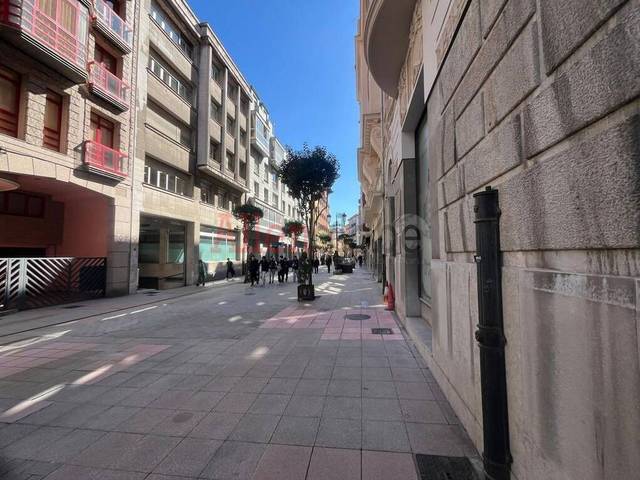 Oficina en Alquiler en Parque San Francisco - Uría