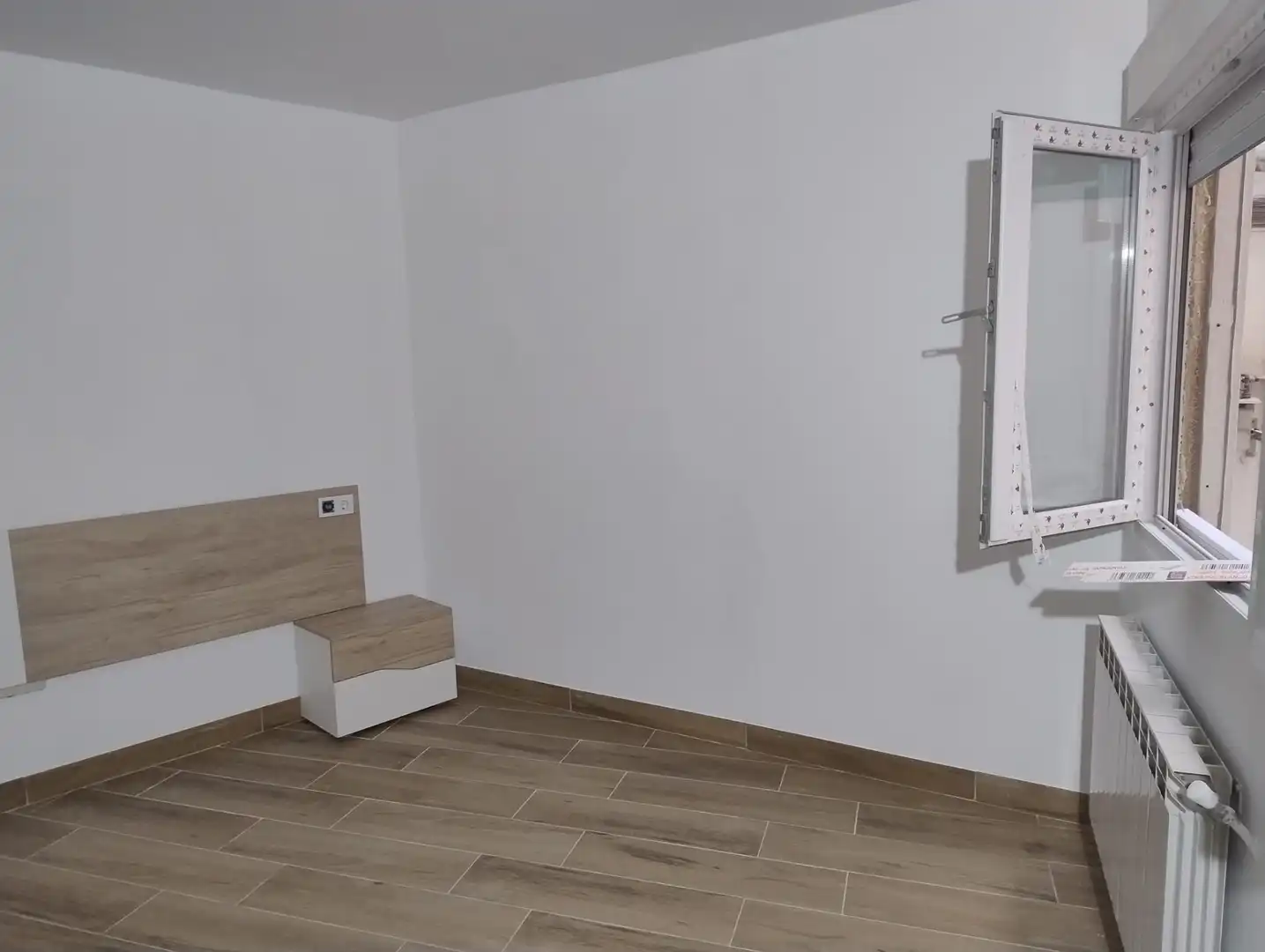 Sala d'estar de Pis de lloguer en Santiago de Compostela  amb Calefacció, Moblat i Forn