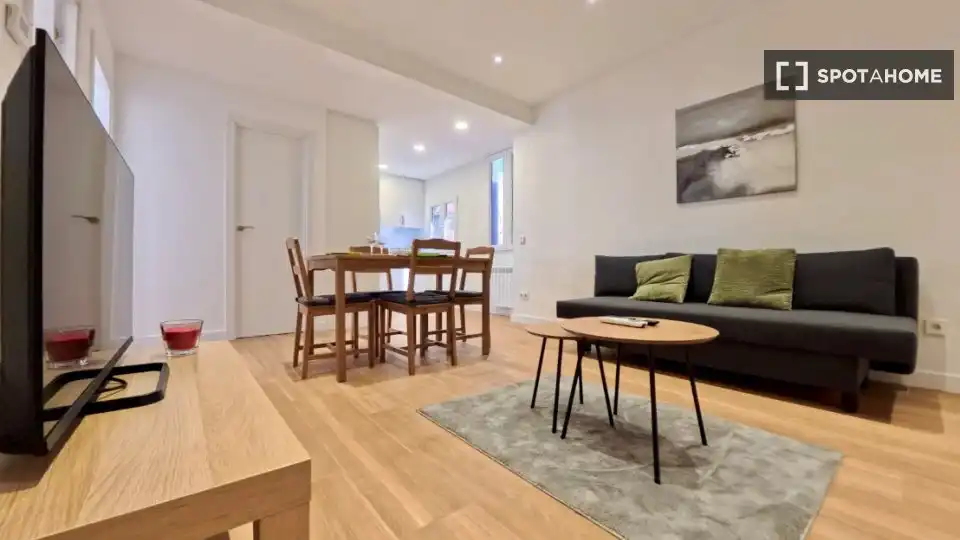 Appartement à louer à Ciudad Lineal, imagen 5