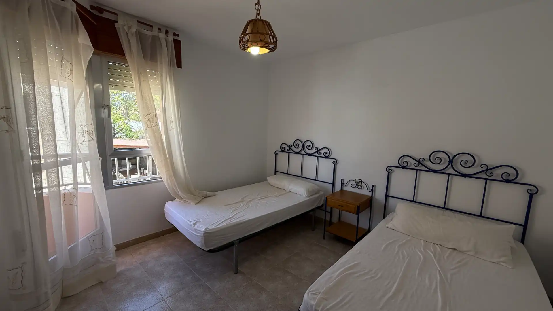 Habitación de Casa adosada en venta en Águilas con Jardín privado, Terraza y Trastero