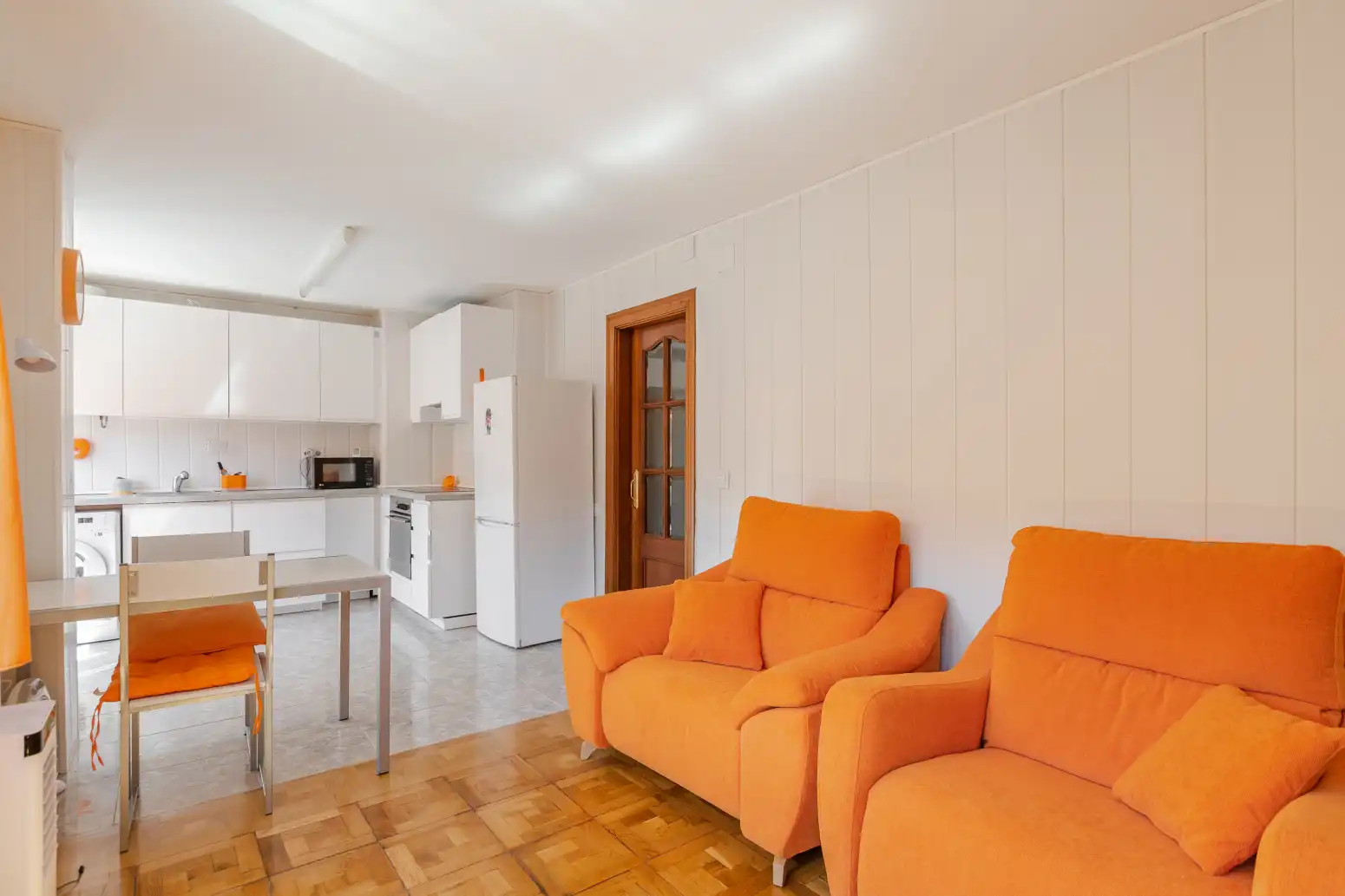 Wohnzimmer von Wohnung zum Verkauf in  Pamplona / Iruña mit Klimaanlage, Heizung und Abstellraum