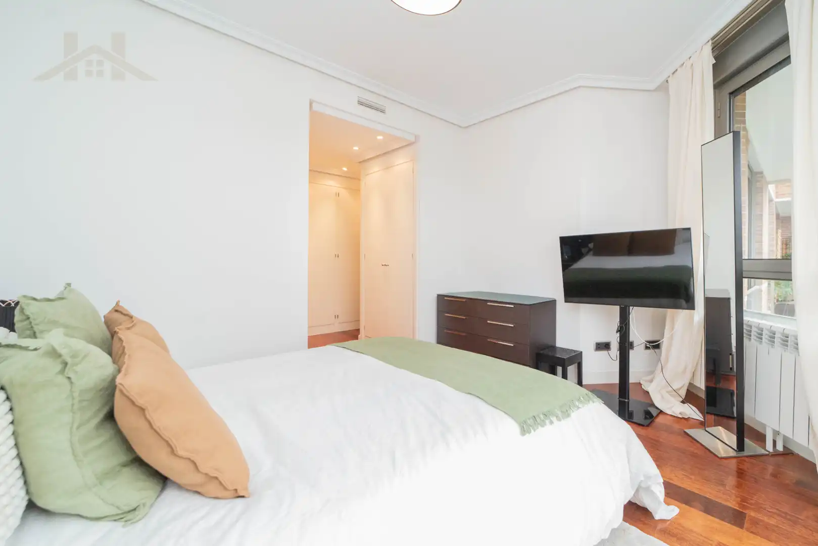 Habitación de Piso en venta en Zona Monte El Pilar