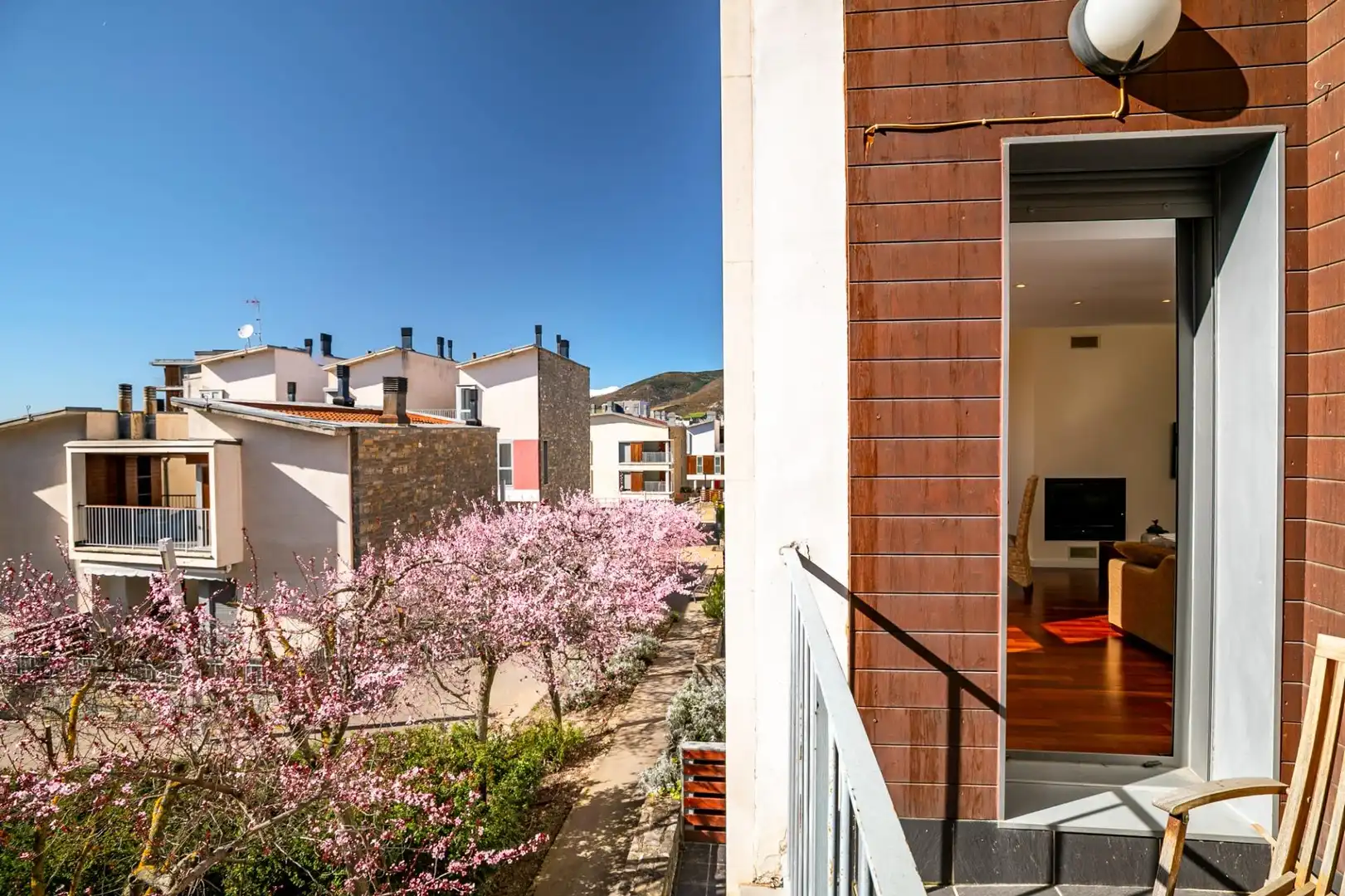 Terraza de Dúplex en venta en Sabiñánigo con Calefacción, Terraza y Trastero