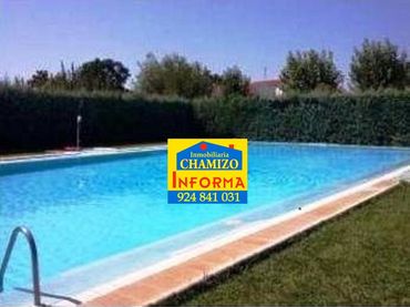 Xalet amb piscina en venda a Villanueva de la Serena