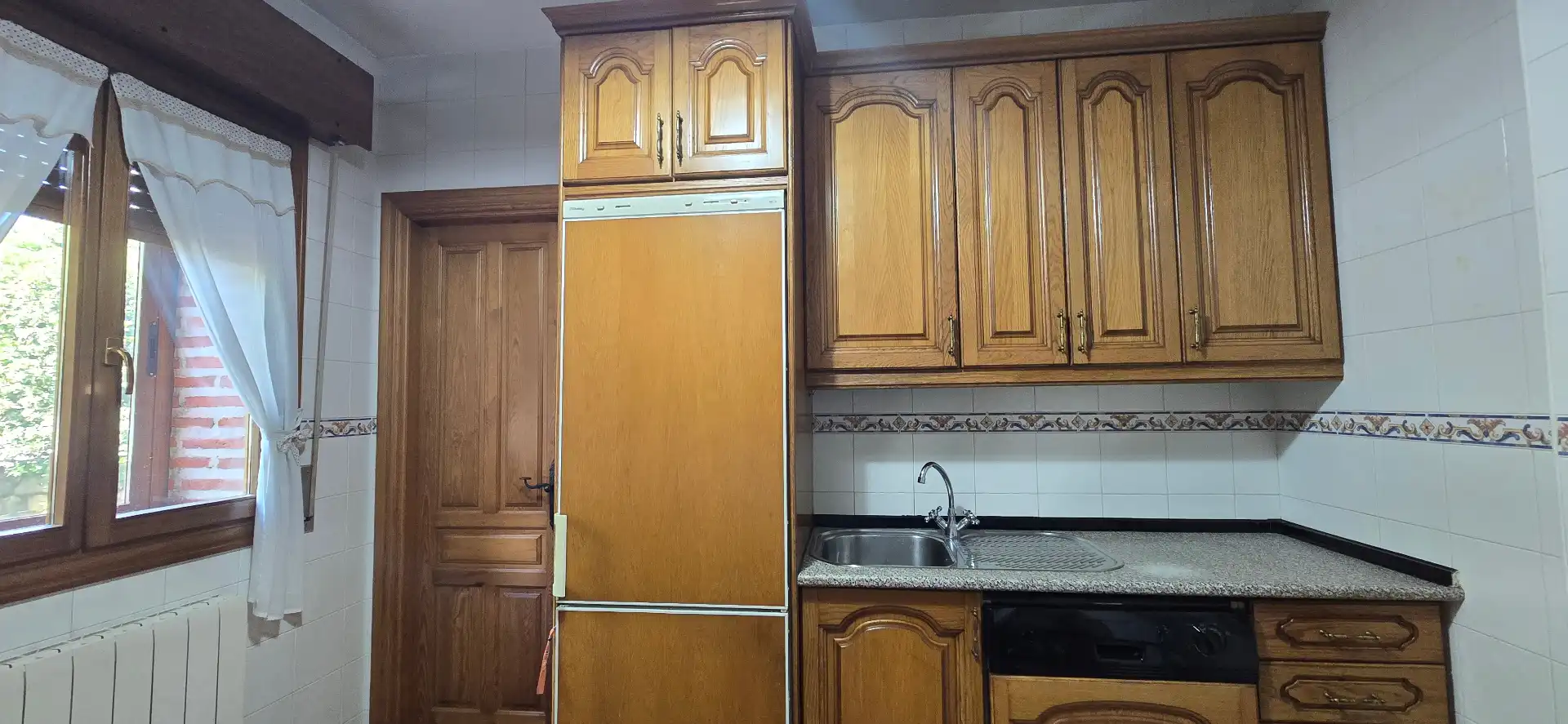 Cocina de Casa o chalet en venta en Villacastín con Calefacción, Jardín privado y Horno