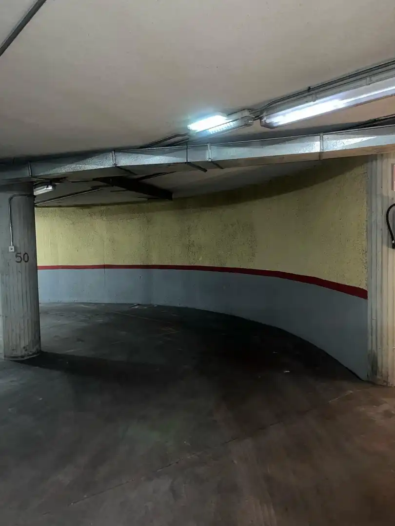 Garage for sale in Zamora Capital 