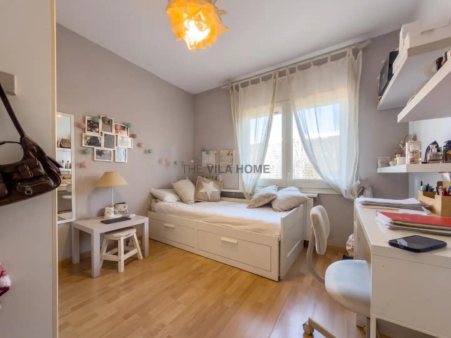Schlafzimmer von Dachboden zum Verkauf in Vilafranca del Penedès mit Klimaanlage und Heizung