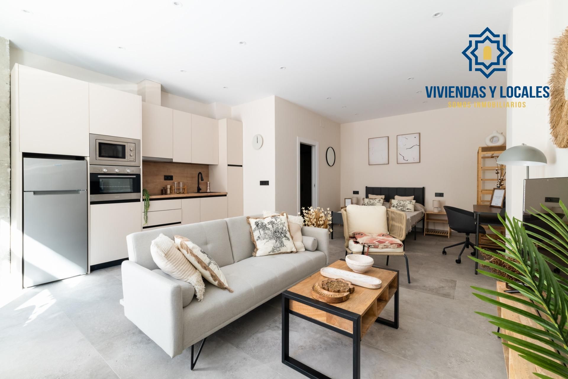 Living room of Flat for sale in  Granada Capital  with Air Conditioner and Heating