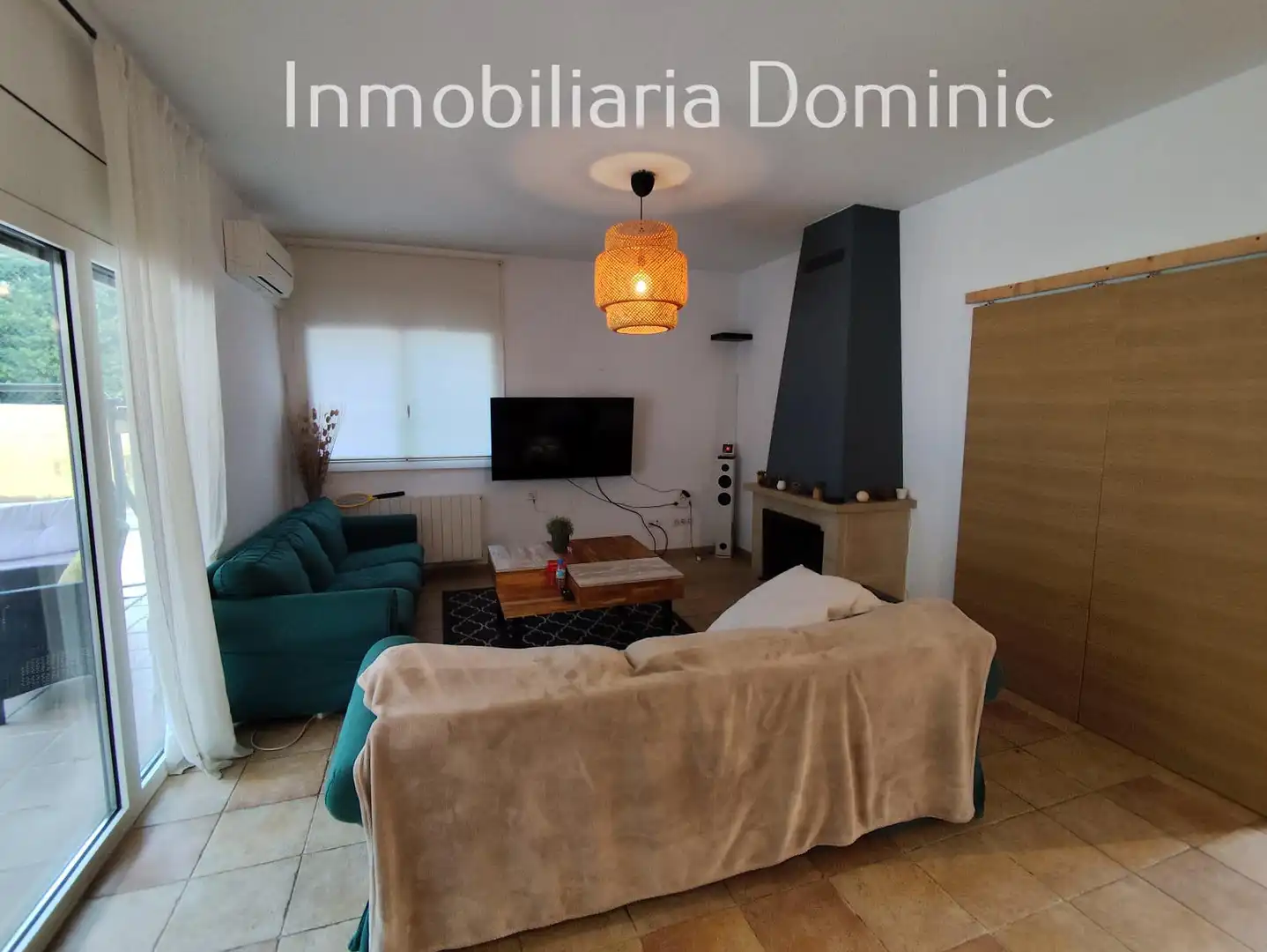 Sala d'estar de Casa o xalet en venda en Maçanet de la Selva amb Aire condicionat, Jardí privat i Terrassa