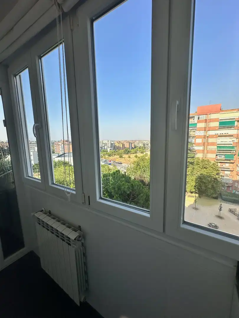 Bedroom of Flat for sale in Madrid  with Air Conditioner, Parquet flooring and Storage room