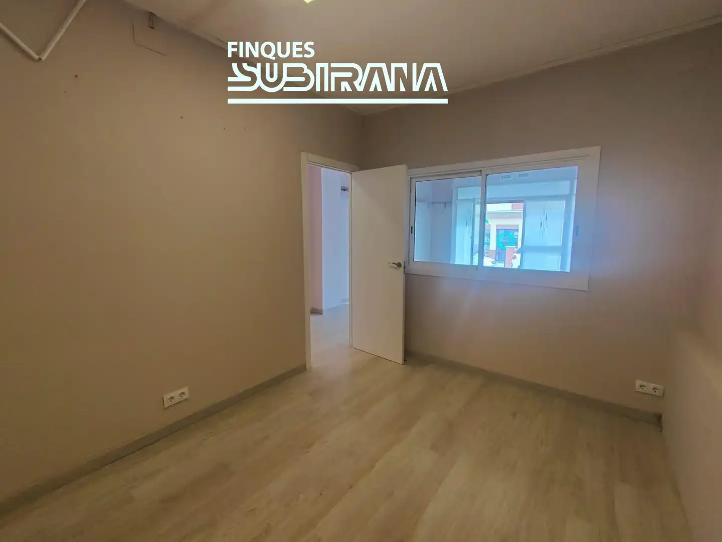 Local en venta en La Torre de Claramunt