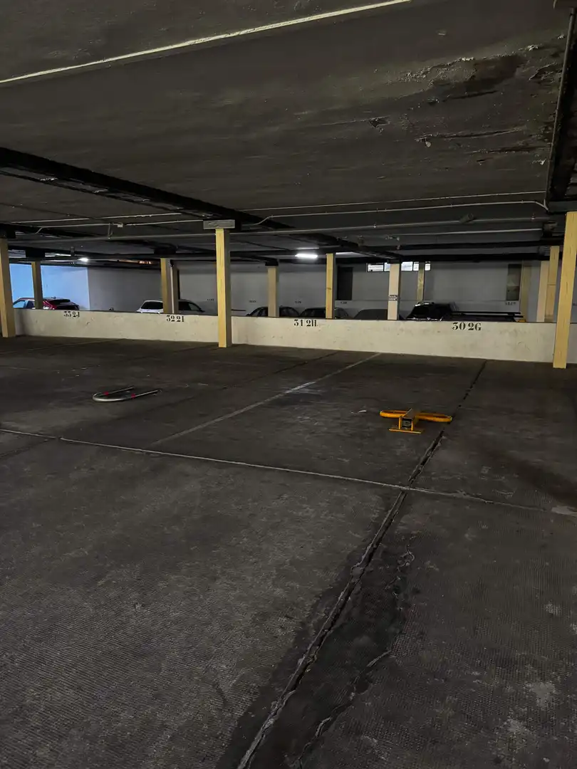 Aparcament de Apartament en venda en Torremolinos amb Aire condicionat, Terrassa i Traster