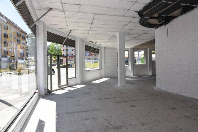 Local comercial en Alquiler en Calle XESUS REY MARTINEZ, 1 en Vilaboa Sur