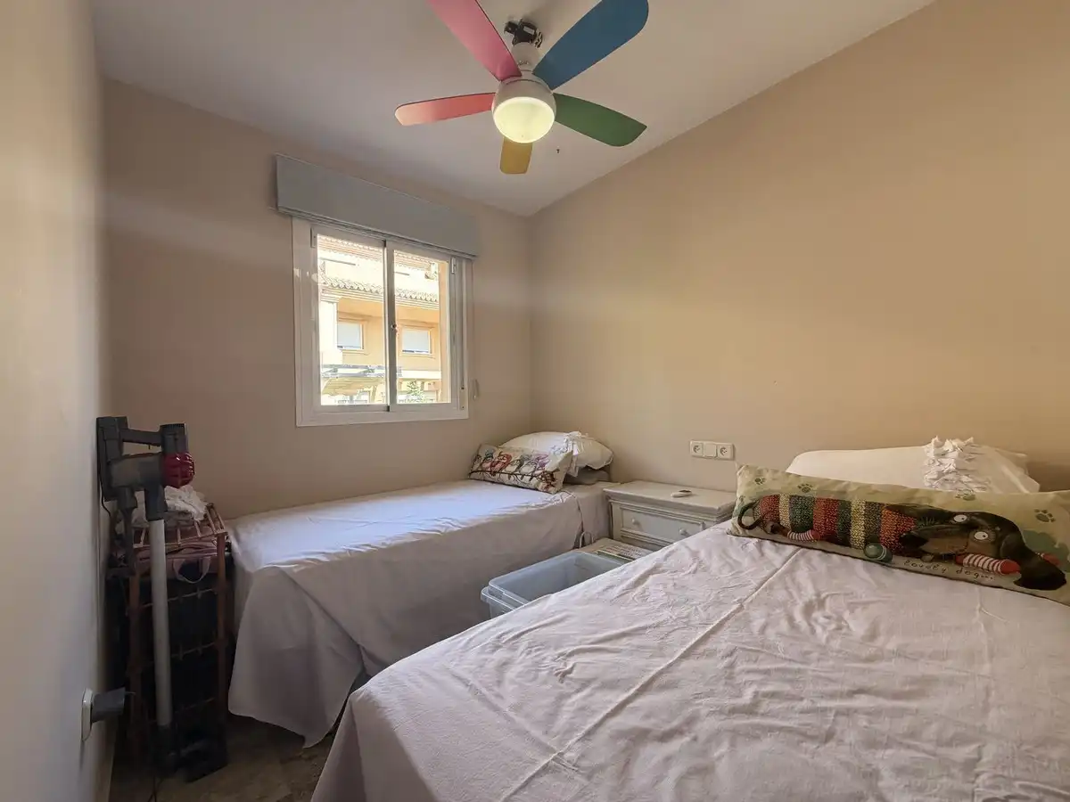 Dormitori de Casa adosada en venda en Estepona Pueblo