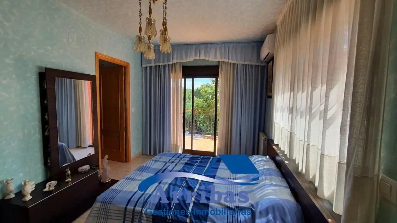Habitación de Casa o chalet en venta en Almorox con Aire acondicionado, Calefacción y Jardín privado