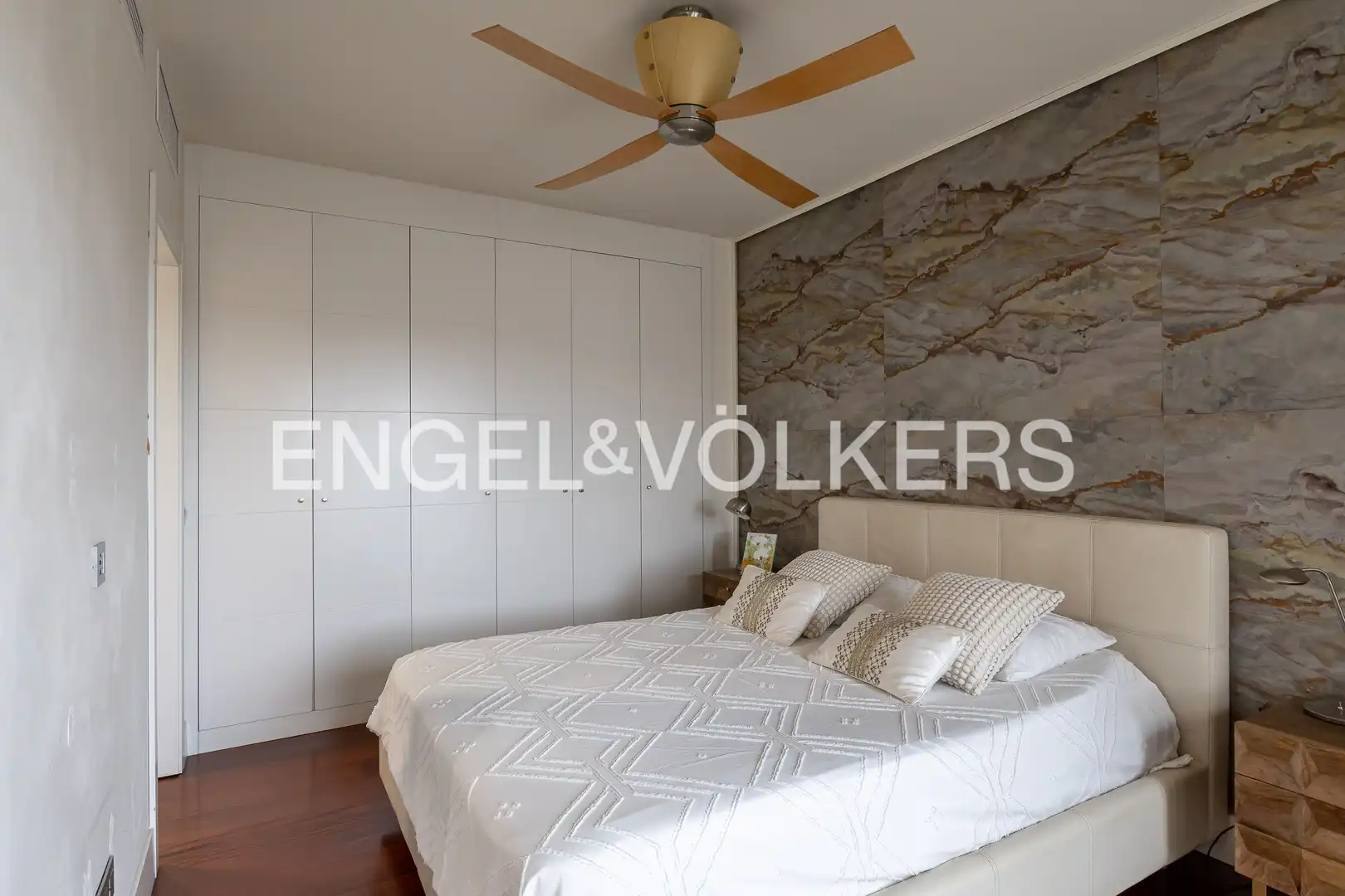 Bedroom of Duplexes for sale in La Moraleja  with Air Conditioner, Heating and Terrace