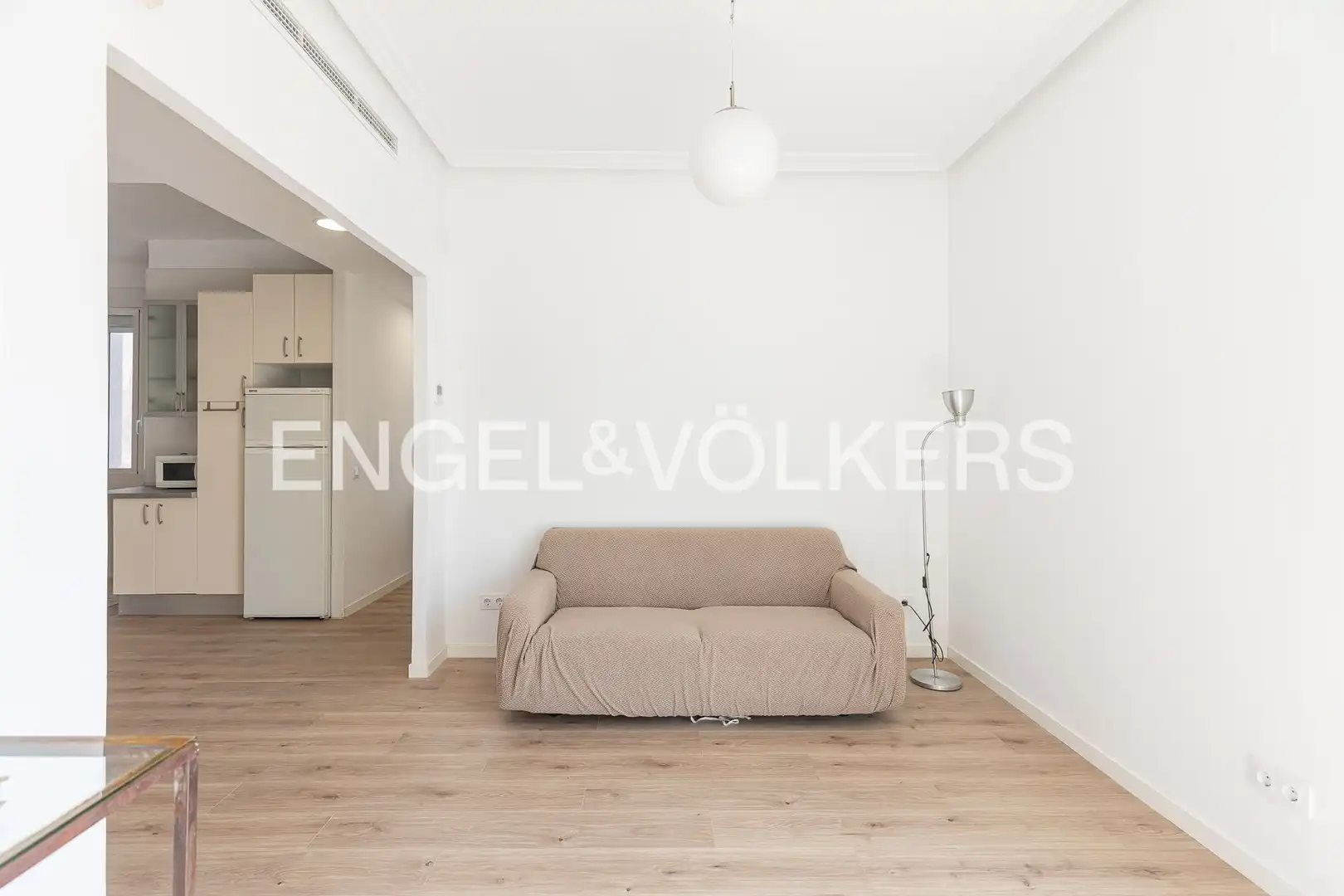 Living room of Flat for rent in Madrid  with Air Conditioner, Heating and Terrace