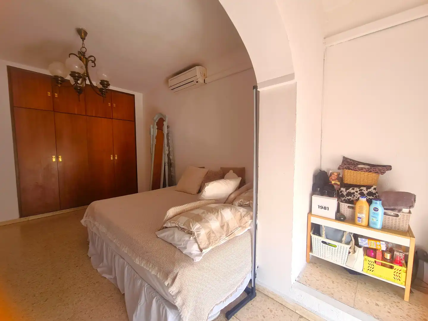 Dormitori de Casa adosada en venda en Estepona amb Aire condicionat, Jardí privat i Terrassa