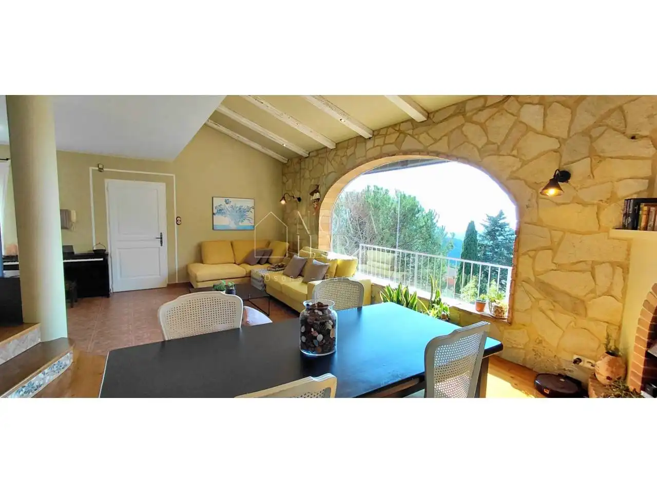 Sala d'estar de Casa o xalet en venda en L'Ametlla del Vallès amb Calefacció i Jardí privat