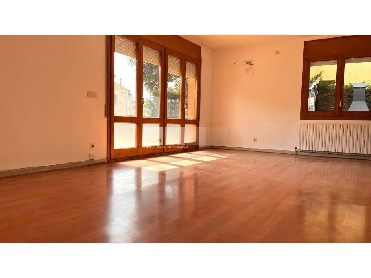 Sala d'estar de Casa o xalet en venda en Tona amb Calefacció i Terrassa