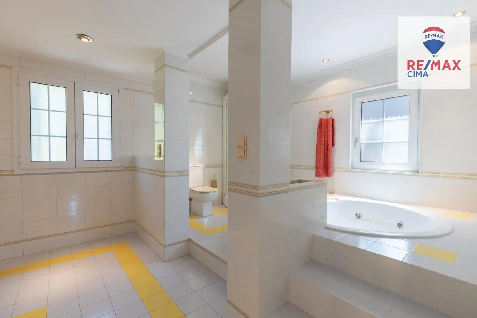 Chalet con terraza en venta en Genil, imagen 47