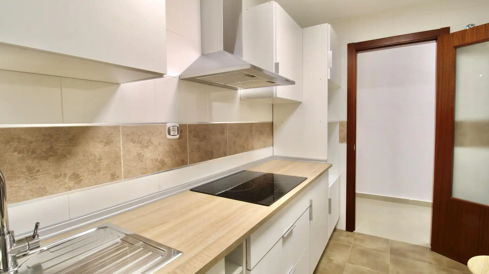 Cuina de Pis en venda en Atarfe amb Terrassa i Balcó