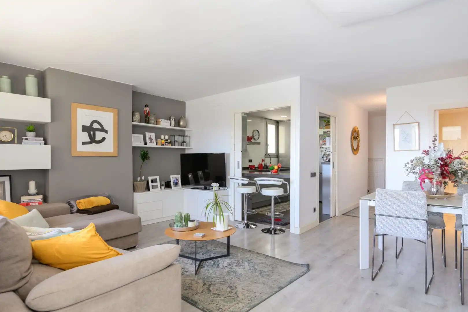 Sala de estar de Piso en venta en Esplugues de Llobregat con Calefacción y Jardín privado