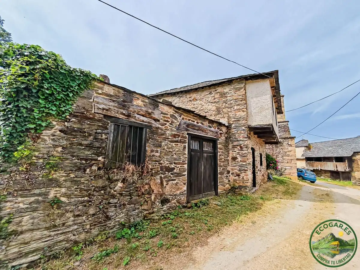 Terraced house with garden for sale in Borrenes, imagen 2