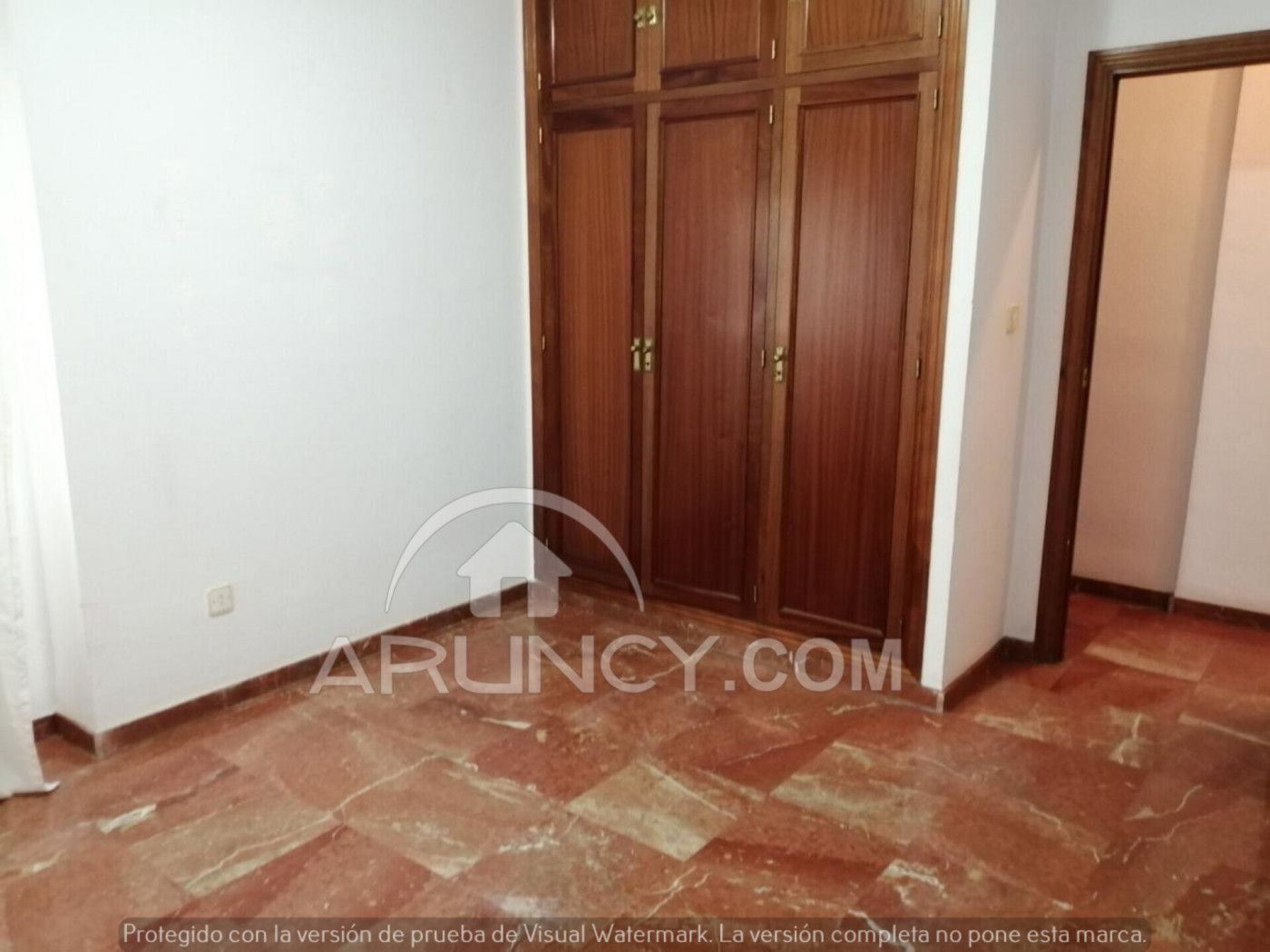 Flat to rent in  Sevilla Capital  with Terrace and Balcony