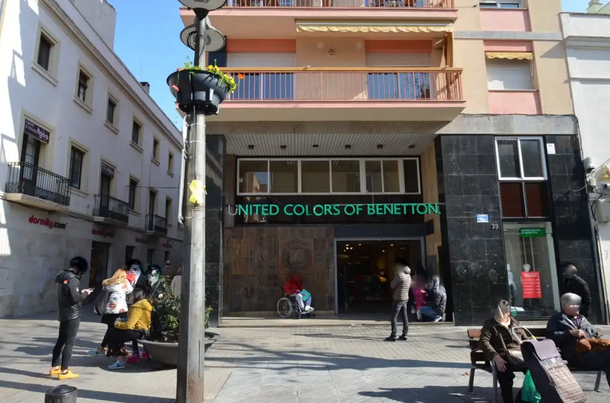 Vista exterior de Oficina de alquiler en Vilanova i la Geltrú