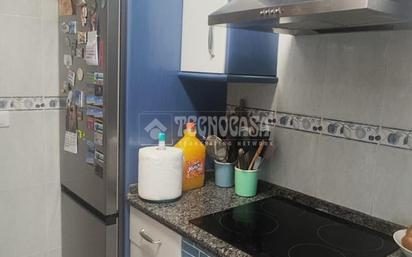 Kitchen of Flat for sale in  Sevilla Capital  with Air Conditioner, Parquet flooring and Terrace