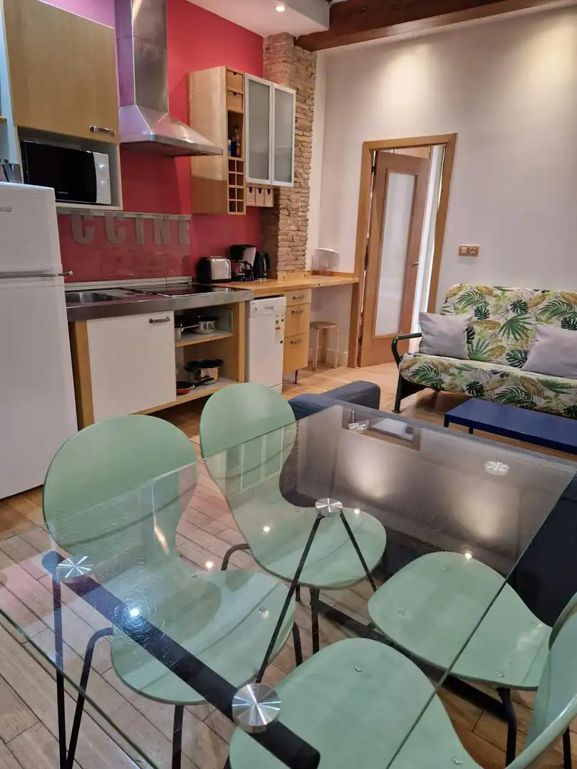 Küche von Wohnung zur Miete in Valencia mit Klimaanlage, Heizung und Möbliert