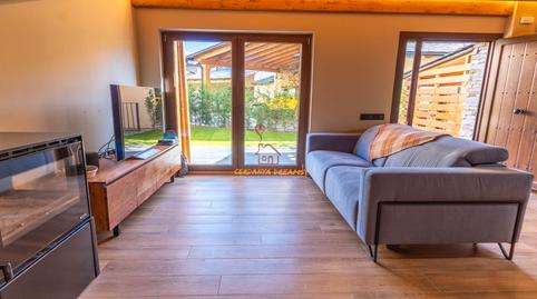 Foto 2 de Casa adosada en venda a Fontanals de Cerdanya, Girona