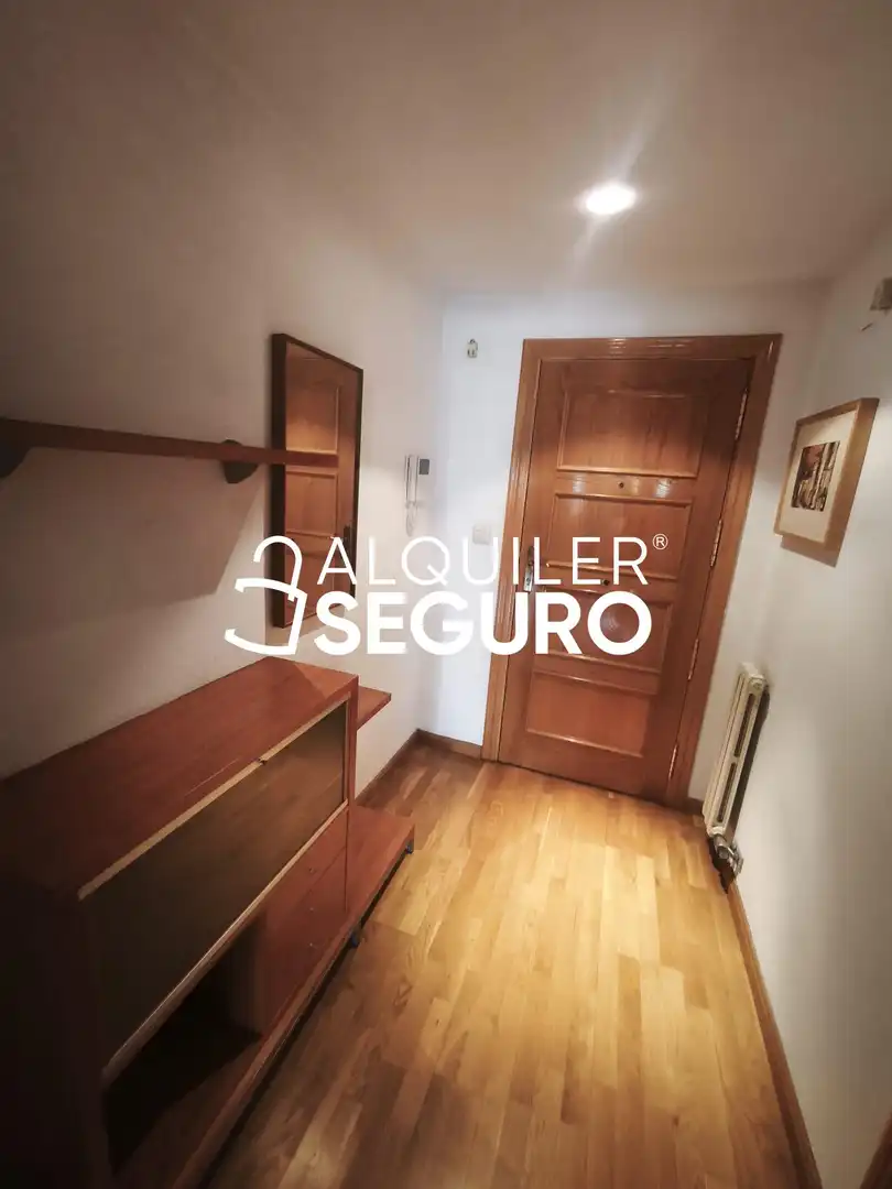 Schlafzimmer von Wohnung zur Miete in Zaragoza mit Heizung und Möbliert