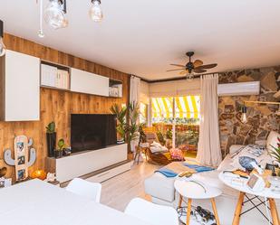 Living room of Flat for sale in Sant Pol de Mar  with Air Conditioner, Heating and Terrace