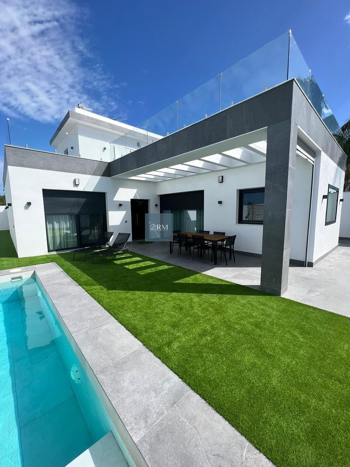 Terrassa de Casa o xalet en venda en Sanlúcar de Barrameda amb Aire condicionat, Calefacció i Jardí privat