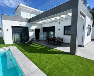 Terrassa de Casa o xalet en venda en Sanlúcar de Barrameda amb Aire condicionat, Calefacció i Jardí privat