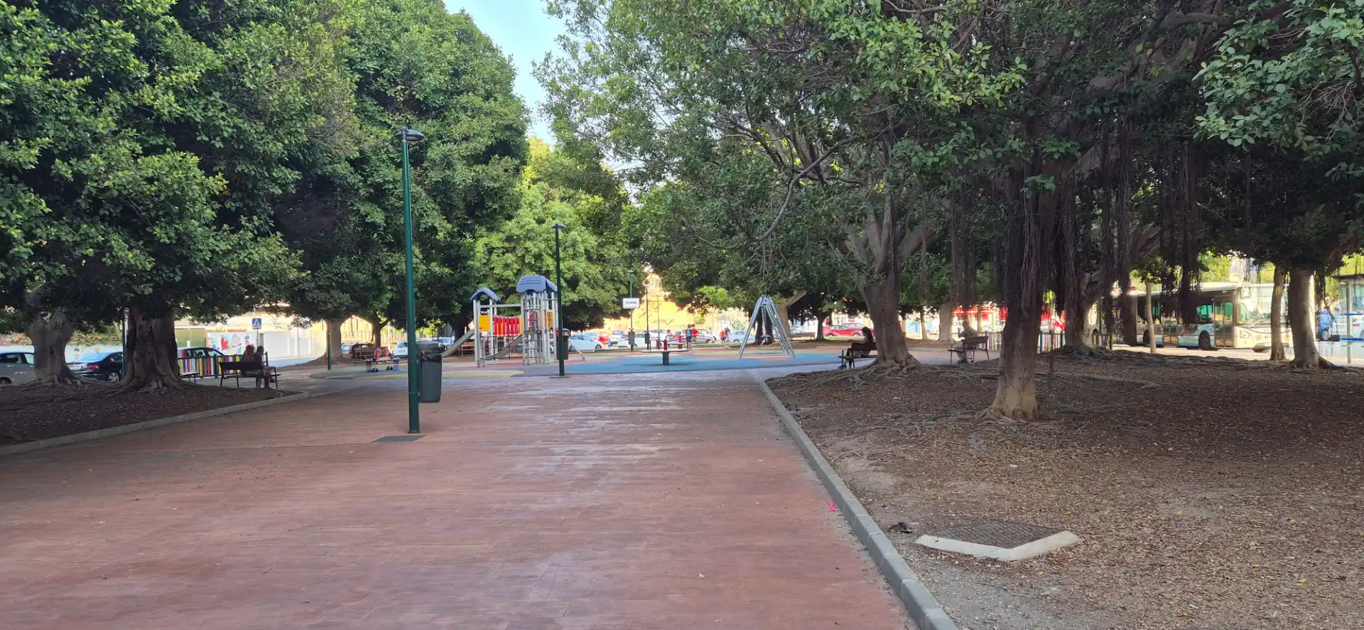 Vista exterior de Piso en venta en Málaga con Terraza y Trastero
