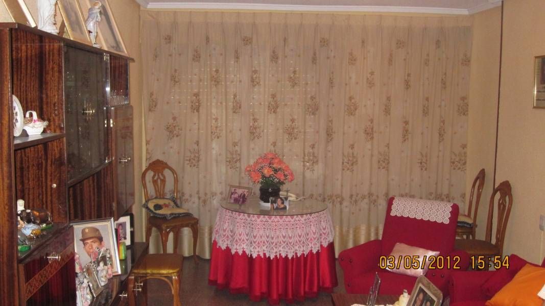 Sala d'estar de Pis en venda en Monóvar  / Monòver amb Calefacció, Terrassa i Balcó