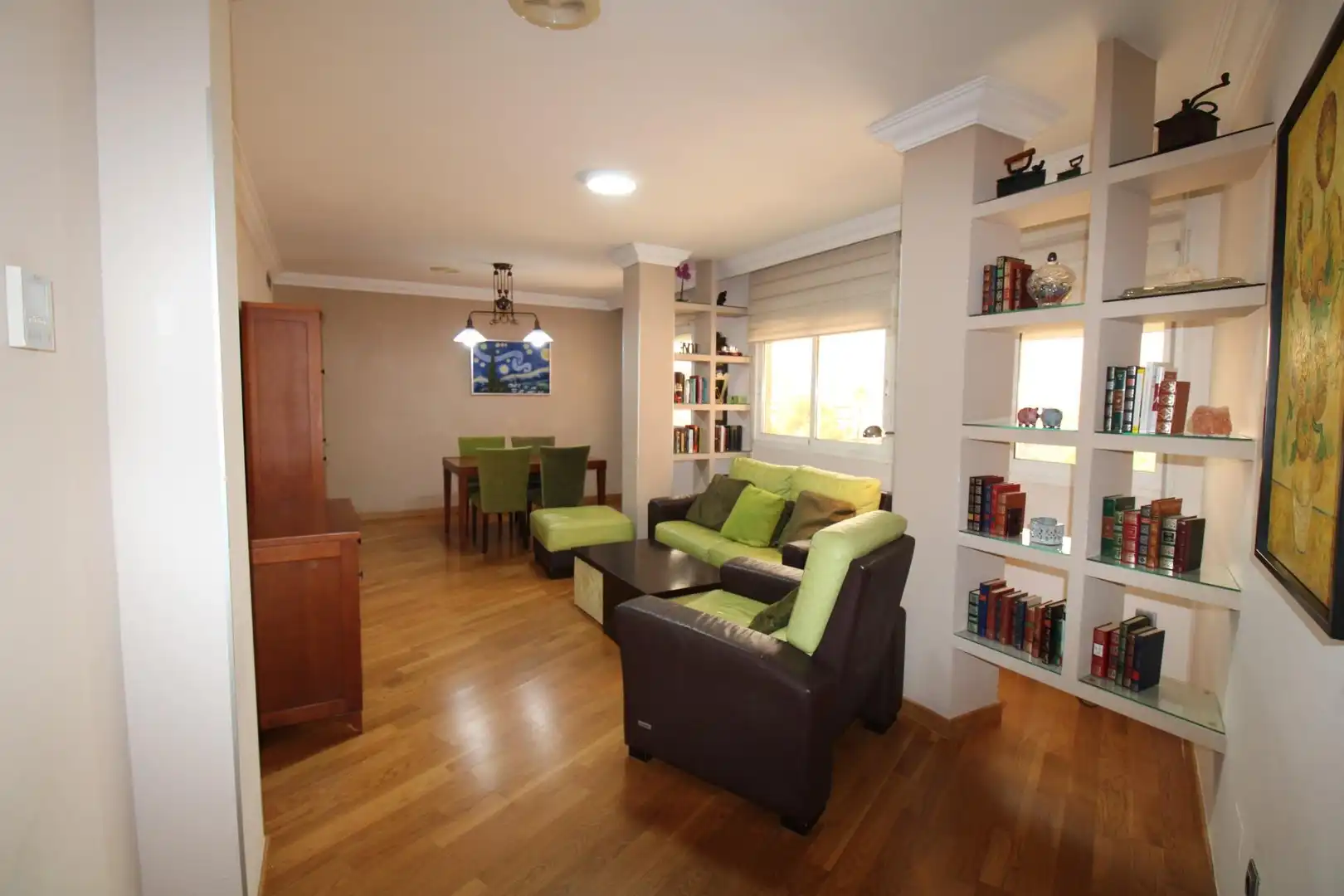 Sala d'estar de Pis de lloguer en Murcia amb Aire condicionat i Moblat