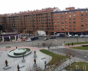 Vista exterior de Garatge en venda en Burgos Capital