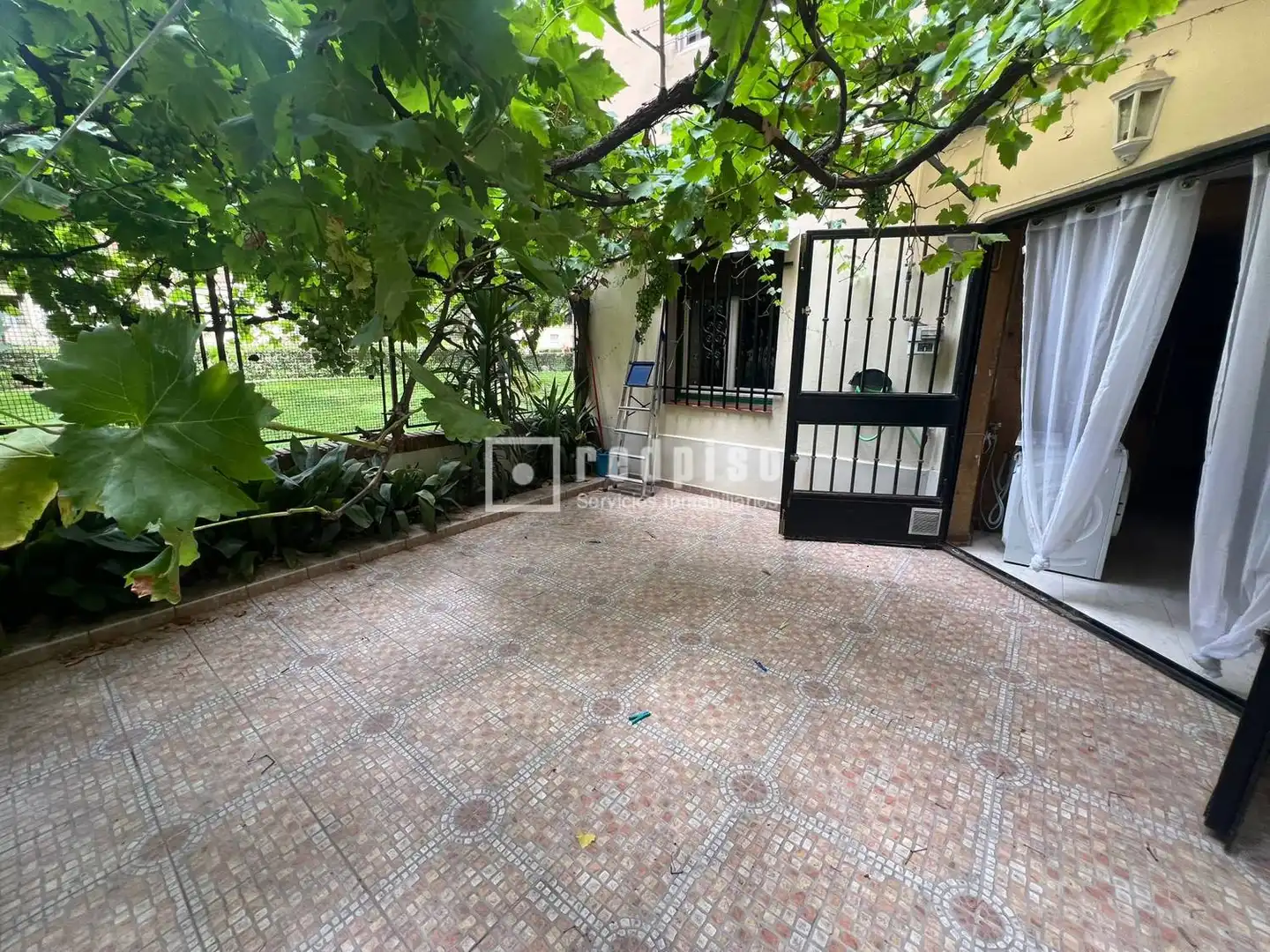Jardín de Piso en venta en Madrid con Calefacción y Terraza