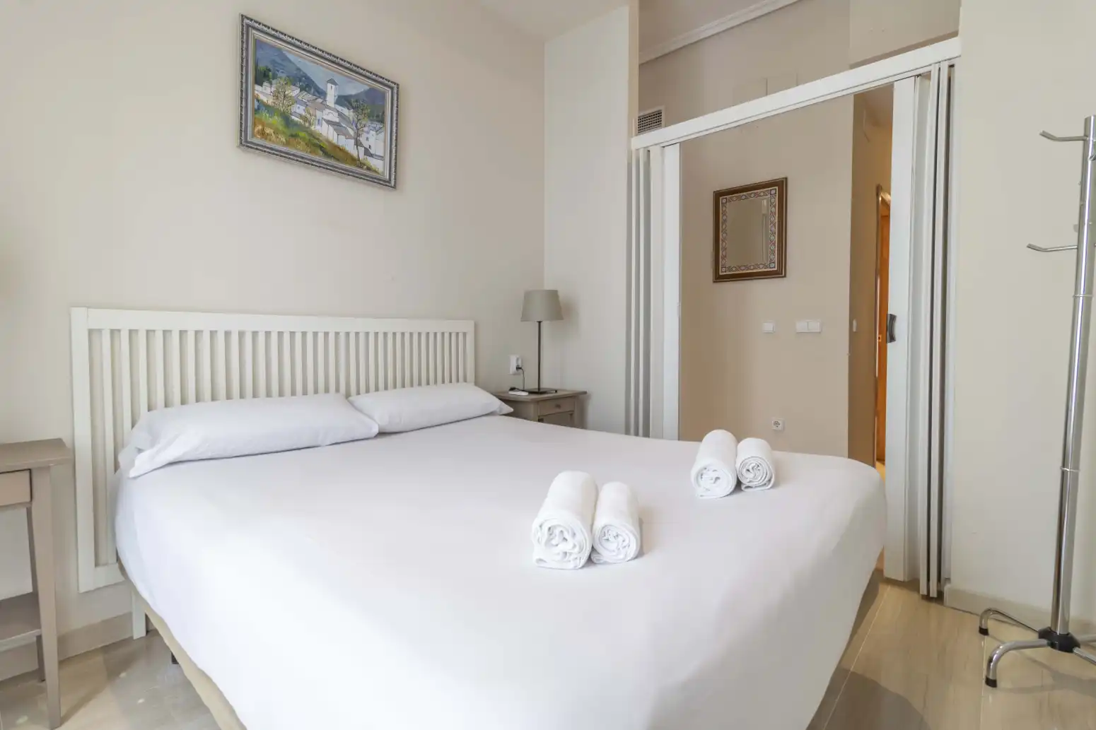 Bedroom of Flat for sale in Sevilla  with Air Conditioner, Heating and Balcony