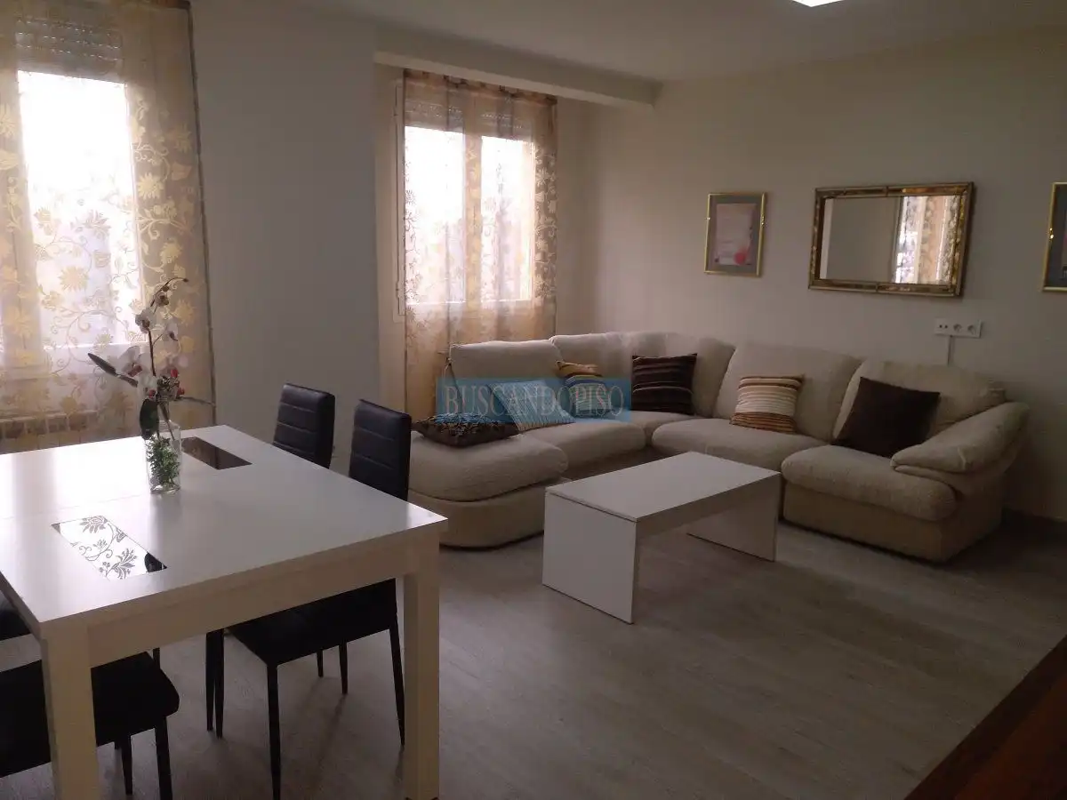Living room of Apartments for rent in  Logroño  with Heating, Parquet flooring and Terrace
