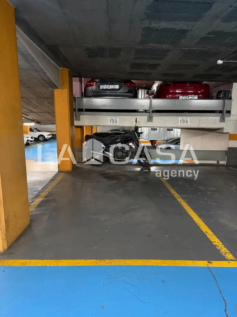 Parcheggio in vendita a Artigues - Llefià